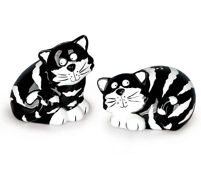 Chester Cat salt and pepper set